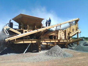 破碎石灰石需要哪些設(shè)備，石灰石用在什么項目