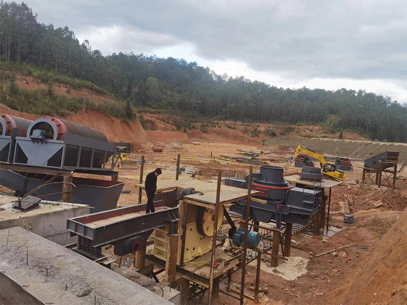 提高砂石生產(chǎn)線的產(chǎn)量時(shí)只需要注意這些要點(diǎn) 1 砂石生产线